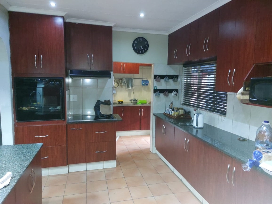 4 Bedroom Property for Sale in Elandsrand North West